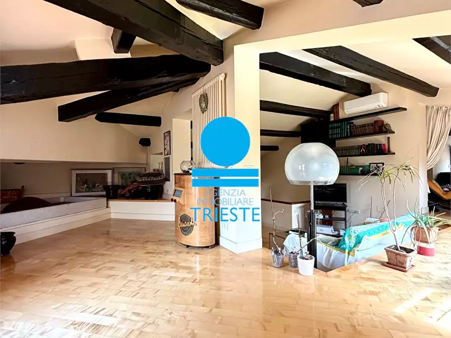 Immagine 41 di Attico in vendita  a Pesaro