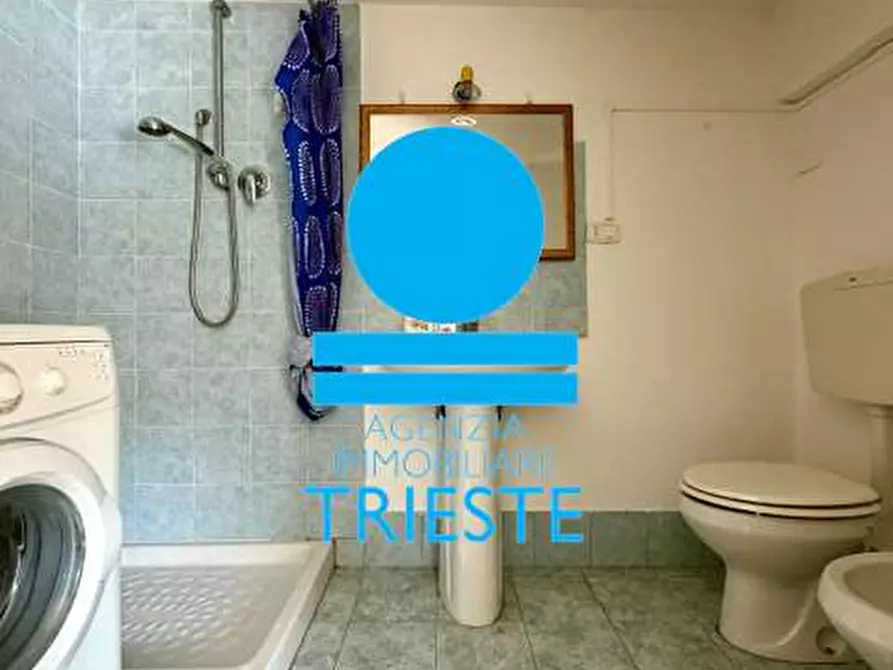 Immagine 15 di Bilocale in vendita  a Pesaro