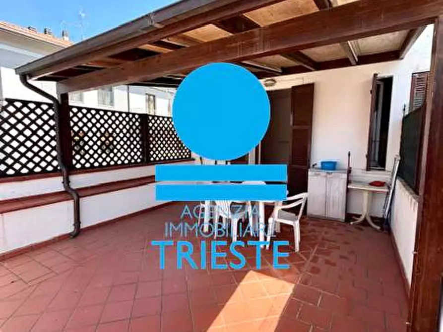Immagine 1 di Bilocale in vendita  a Pesaro