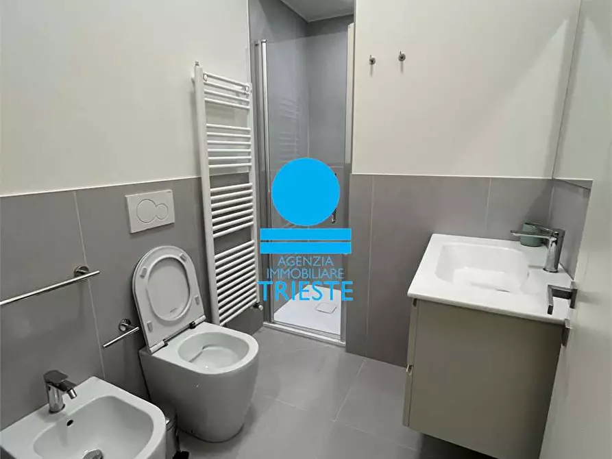 Immagine 7 di Porzione di villa in affitto  a Pesaro