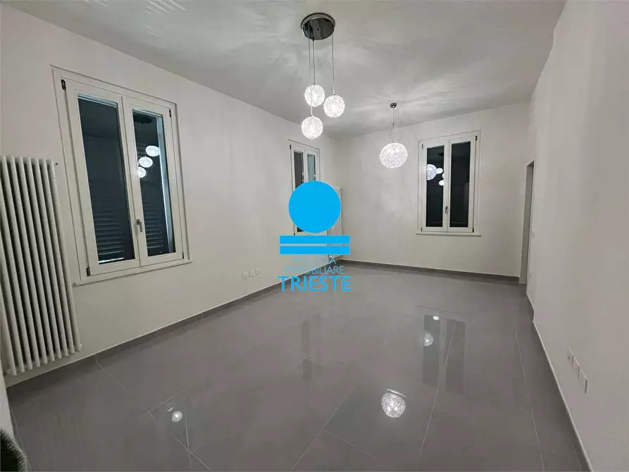 Immagine 11 di Porzione di villa in affitto  a Pesaro
