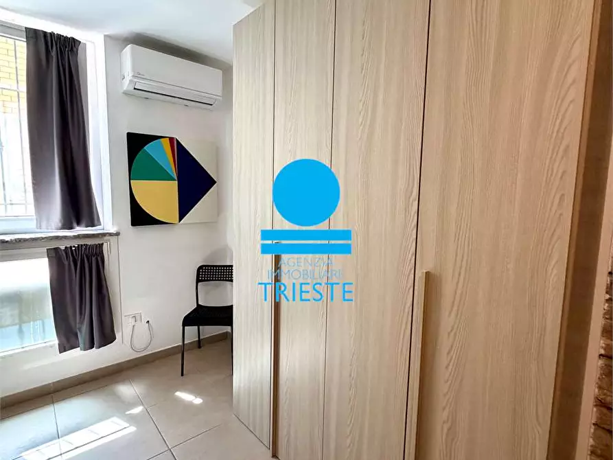 Immagine 11 di Bilocale in vendita  in via Degli Orti Giuli 2 a Pesaro