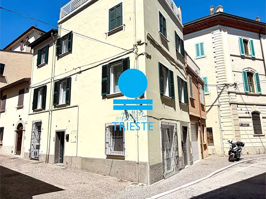 Immagine 1 di Bilocale in vendita  in via Degli Orti Giuli 2 a Pesaro