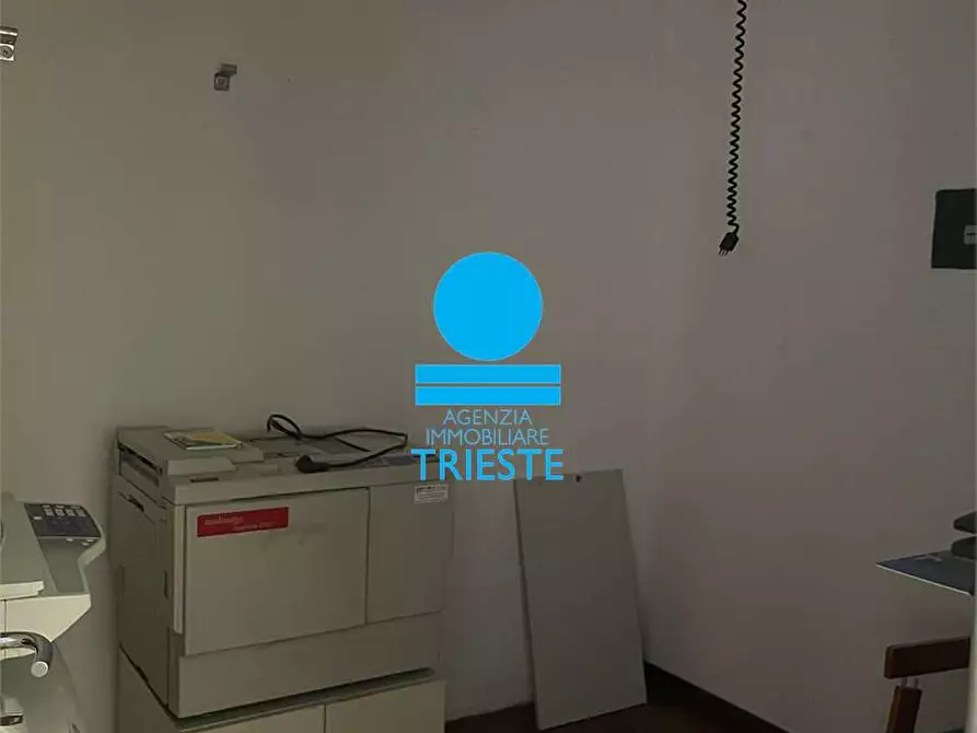 Immagine 7 di Ufficio in affitto  a Pesaro