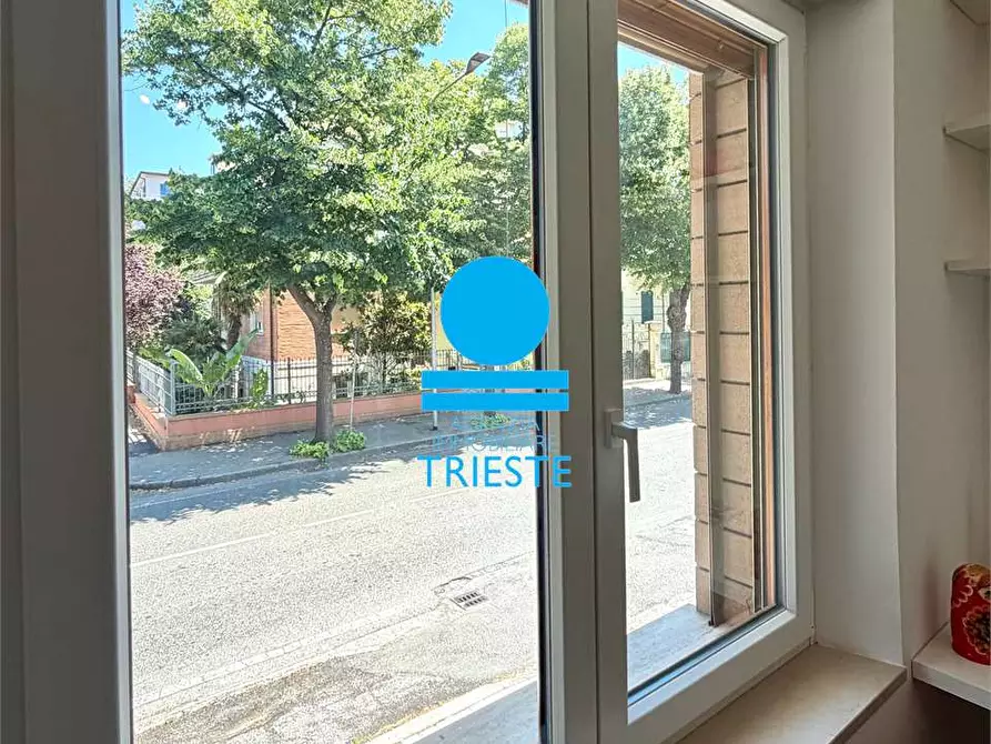 Immagine 16 di Trilocale in vendita  a Pesaro
