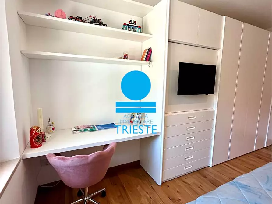 Immagine 11 di Trilocale in vendita  a Pesaro