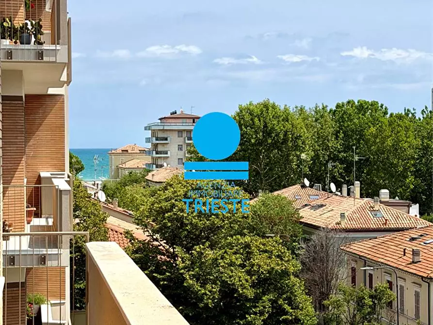Immagine 8 di Quadrilocale in vendita  a Pesaro
