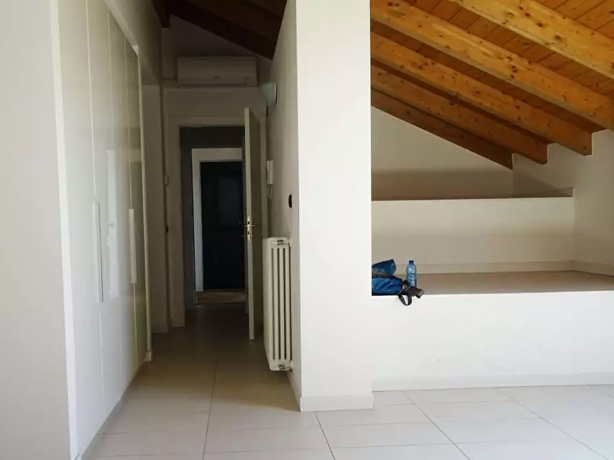 Immagine 10 di Mansarda in vendita  in Via Anzani  15 a Como