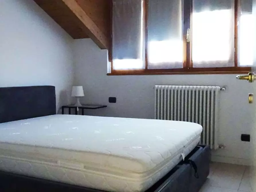 Immagine 12 di Mansarda in vendita  in Via Anzani  15 a Como