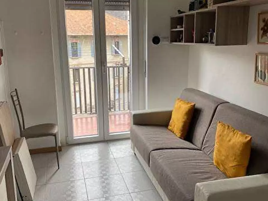 Immagine 4 di Bilocale in affitto  in Via Giulio Cesare 6 a Como