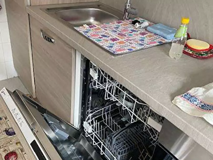 Immagine 2 di Bilocale in affitto  in Via Giulio Cesare 6 a Como