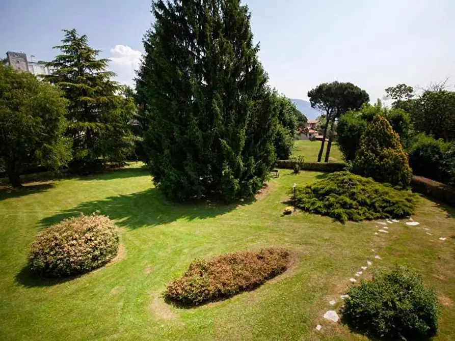 Immagine 14 di Bilocale in affitto  in Via Paolo Diacono 3 a Como