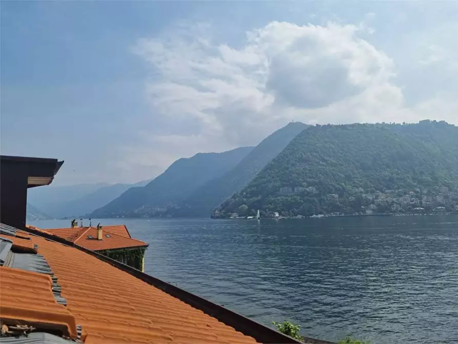 Immagine 12 di Attico in vendita  in Via Cernobbio 7 a Como