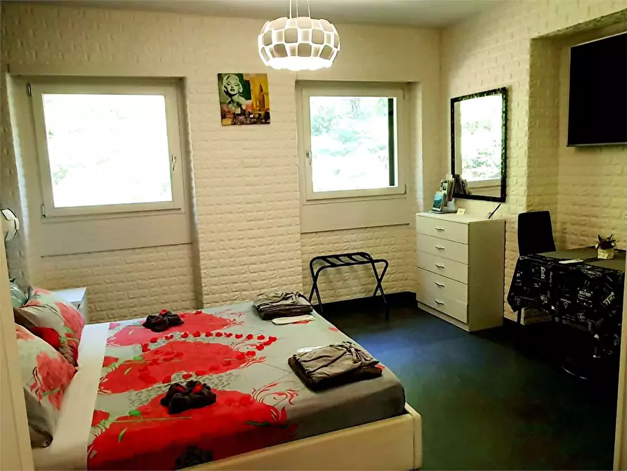 Immagine 16 di Attico in vendita  in Via Cernobbio 7 a Como