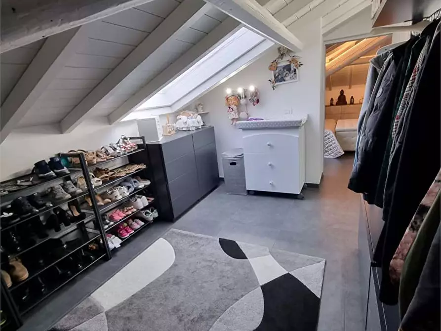 Immagine 22 di Attico in vendita  in Via Cernobbio 7 a Como