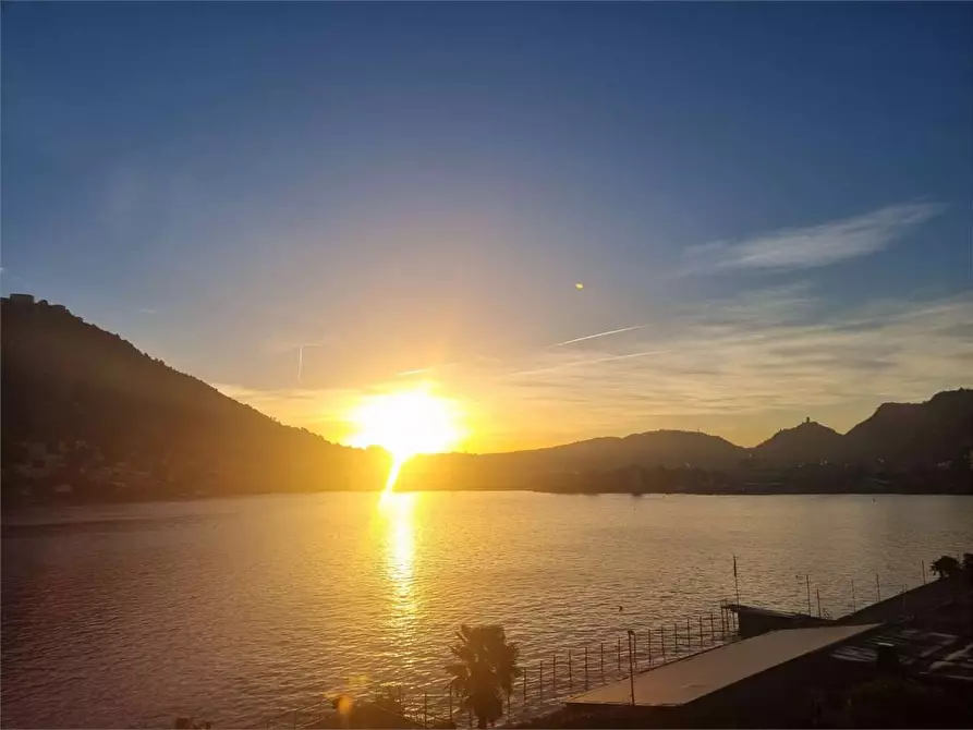 Immagine 34 di Attico in vendita  in Via Cernobbio 7 a Como