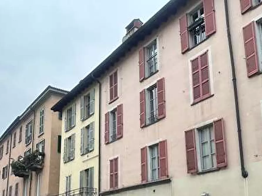 Immagine 1 di Appartamento in vendita  in Via Milano 36 a Como
