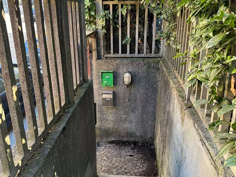 Immagine 38 di Bilocale in affitto  in Via Bellinzona 239 a Como