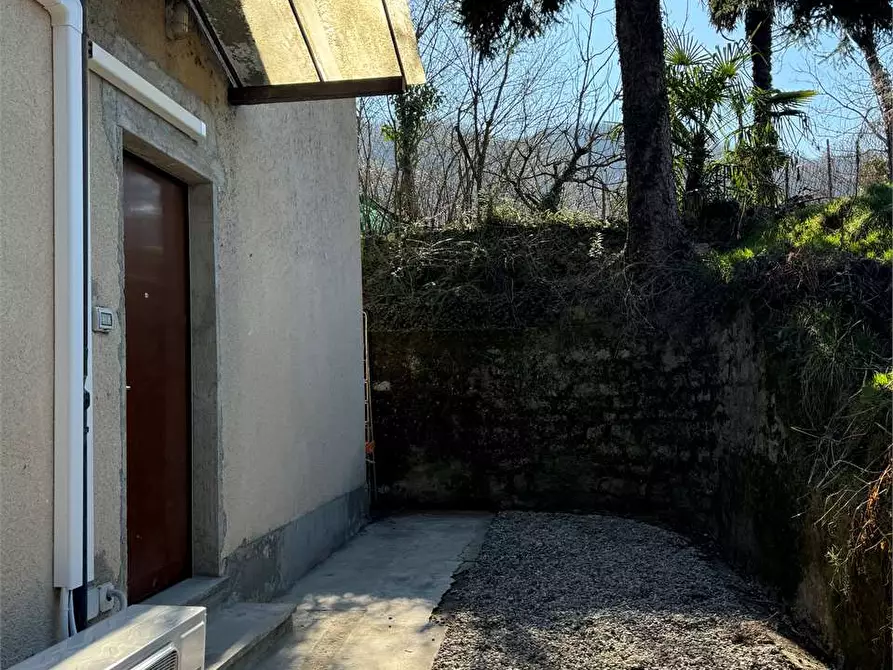 Immagine 41 di Bilocale in affitto  in Via Bellinzona 239 a Como