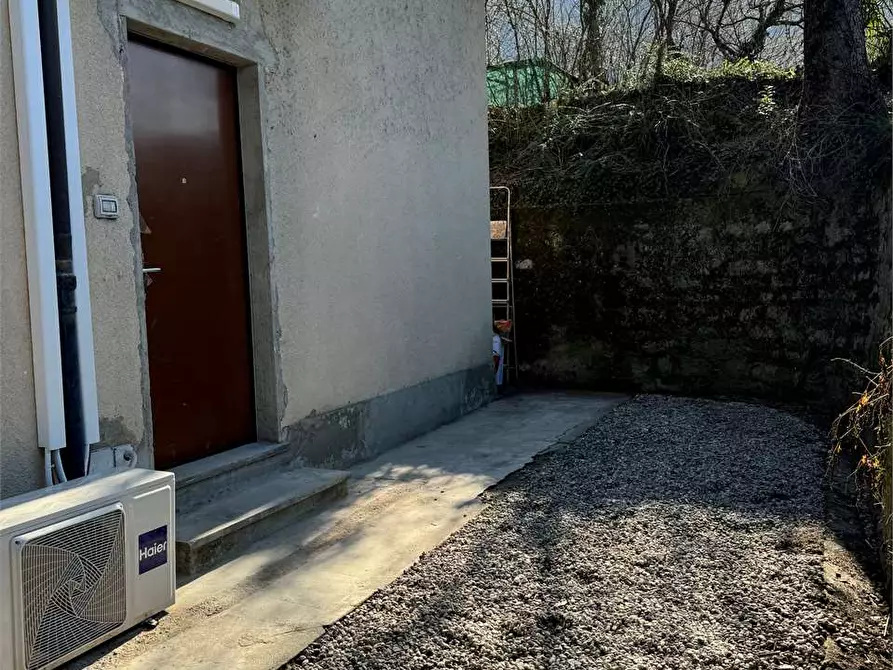 Immagine 43 di Bilocale in affitto  in Via Bellinzona 239 a Como