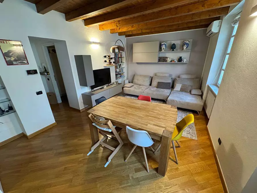 Immagine 6 di Appartamento in affitto  in Via Milano  181 a Como