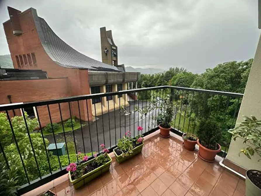 Immagine 1 di Bilocale in affitto  in Via Boccioni 15 a Como