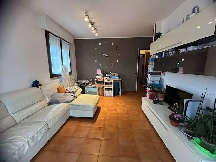 Immagine 2 di Bilocale in affitto  in Via Boccioni 15 a Como