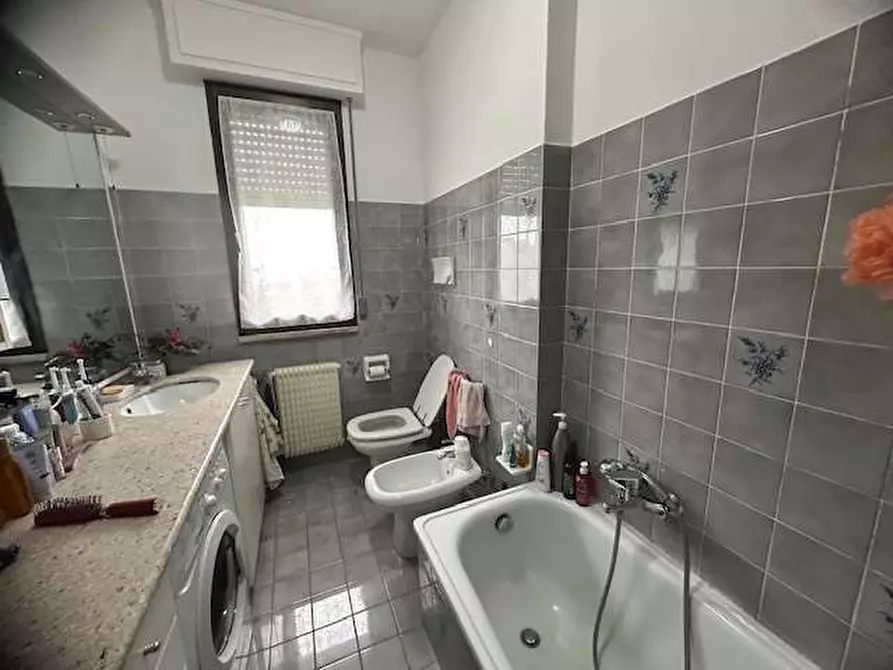 Immagine 15 di Bilocale in affitto  in Via Boccioni 15 a Como