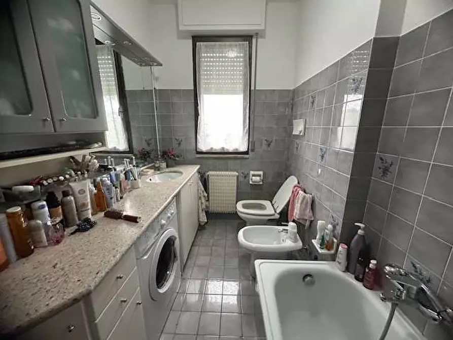 Immagine 17 di Bilocale in affitto  in Via Boccioni 15 a Como