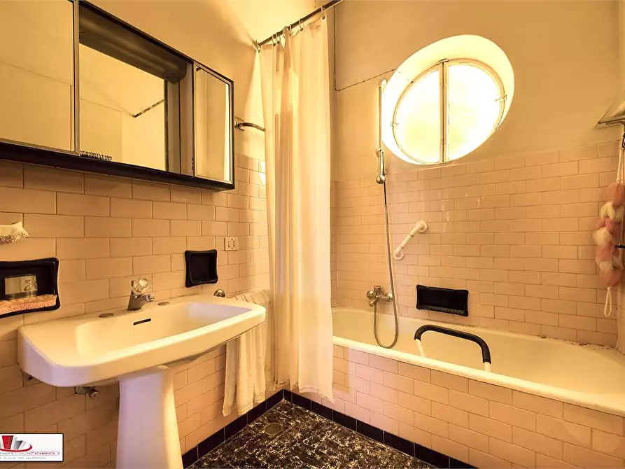 Immagine 10 di Casa bifamiliare in vendita  in Via Frangi  27 a Villa Guardia