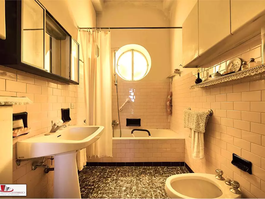 Immagine 11 di Casa bifamiliare in vendita  in Via Frangi  27 a Villa Guardia