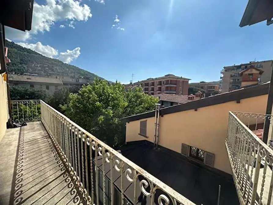 Immagine 7 di Appartamento in vendita  in Via Milano a Como