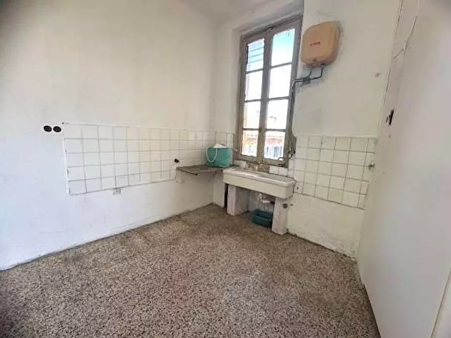 Immagine 13 di Appartamento in vendita  in Via Milano a Como