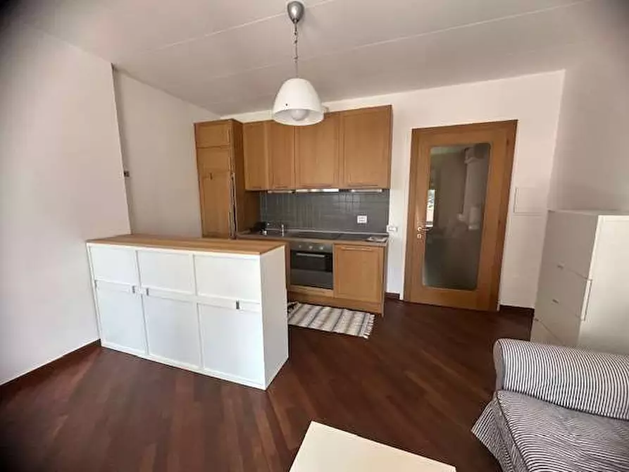 Immagine 9 di Appartamento in affitto  in Via Lega Insurrezionale 3 a Como