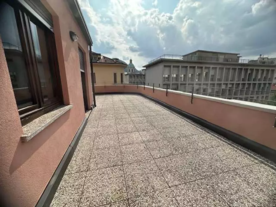 Immagine 7 di Appartamento in affitto  in Via Lega Insurrezionale 3 a Como