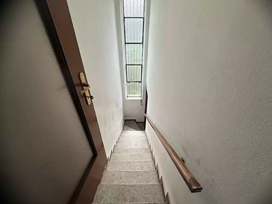 Immagine 27 di Villa in vendita  in Via Giovanni Battista Avignone  15 a Como