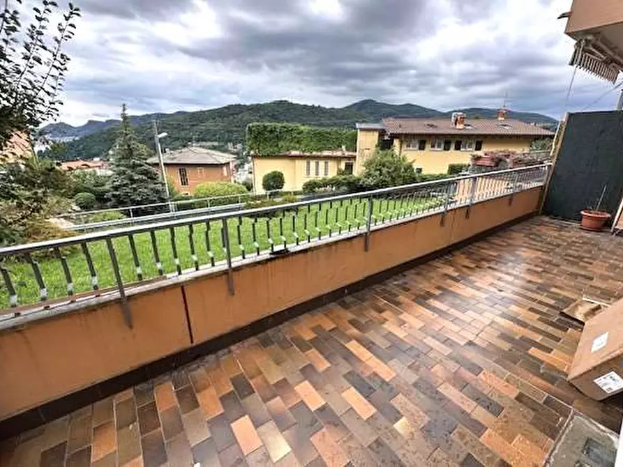 Immagine 8 di Appartamento in affitto  in Via Vittorio Emanuele II  32 a Cernobbio