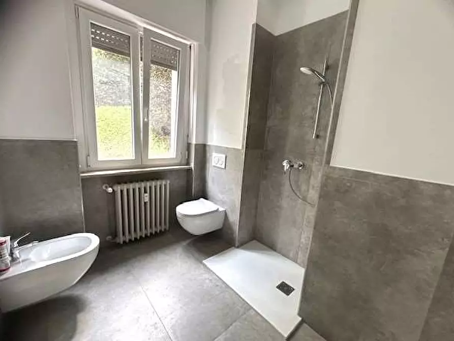 Immagine 23 di Appartamento in affitto  in Via Vittorio Emanuele II  32 a Cernobbio