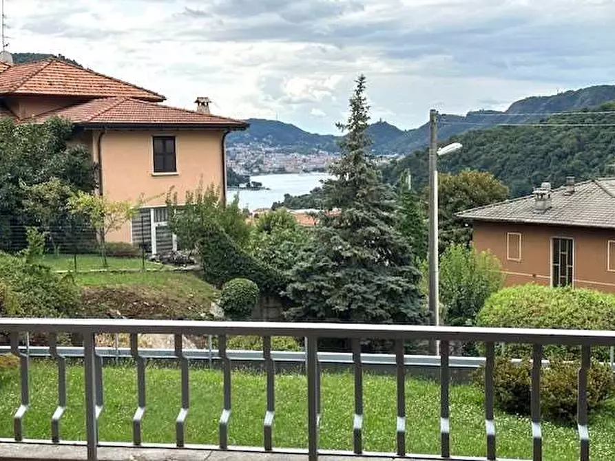 Immagine 4 di Appartamento in affitto  in Via Vittorio Emanuele II  32 a Cernobbio
