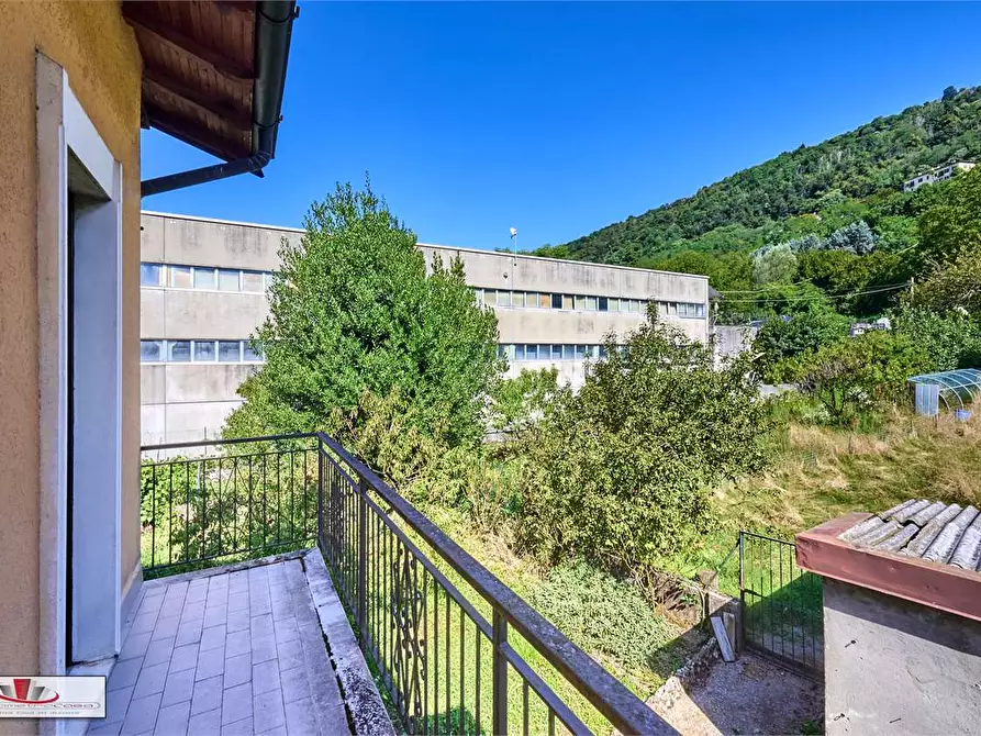 Immagine 22 di Villa in vendita  in Via Giovanni Battista Avignone  15 a Como