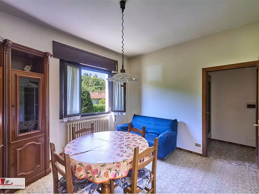 Immagine 14 di Villa in vendita  in Via Giovanni Battista Avignone  15 a Como