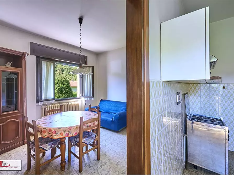 Immagine 15 di Villa in vendita  in Via Giovanni Battista Avignone  15 a Como