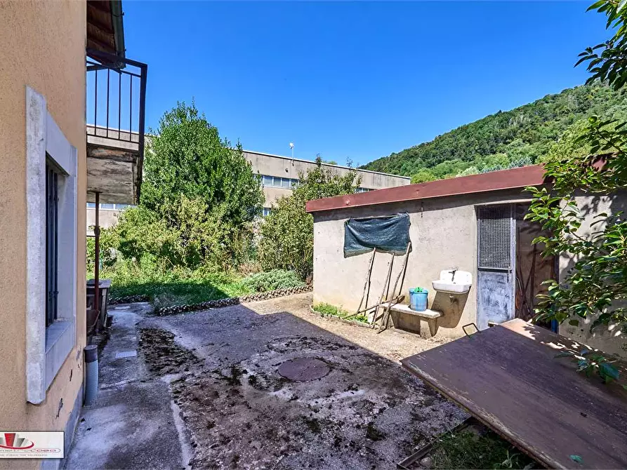 Immagine 34 di Villa in vendita  in Via Giovanni Battista Avignone  15 a Como