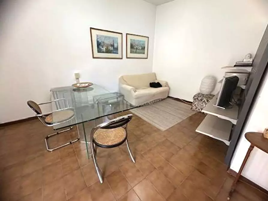 Immagine 5 di Appartamento in affitto  in Via Cadorna 11 a Como