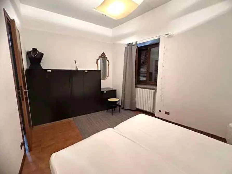 Immagine 14 di Appartamento in affitto  in Via Cadorna 11 a Como