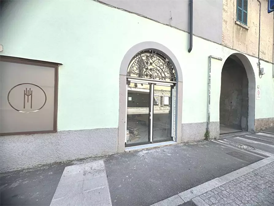 Immagine 13 di Monolocale in vendita  in Via Varesina 53 a Como