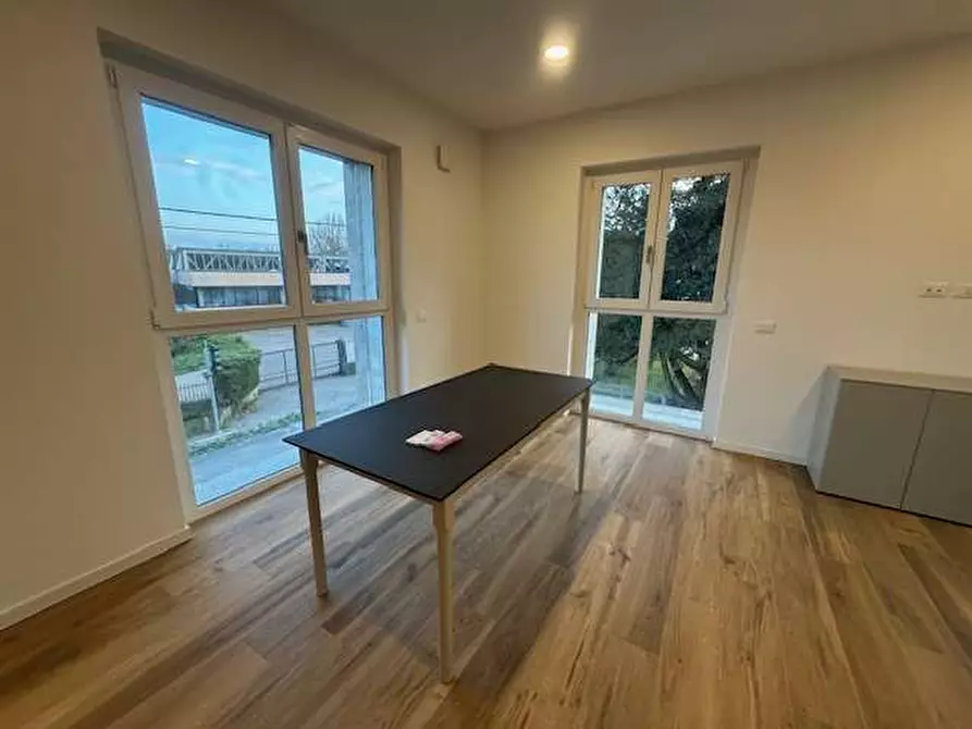 Immagine 3 di Appartamento in vendita  in Via Volta 12 a Uggiate-Trevano