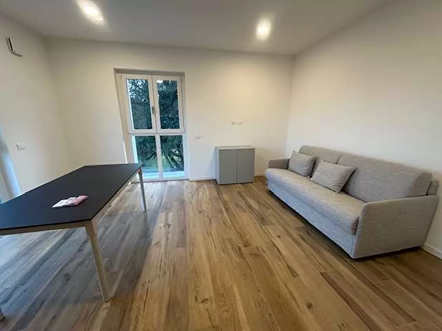 Immagine 4 di Appartamento in vendita  in Via Volta 12 a Uggiate-Trevano