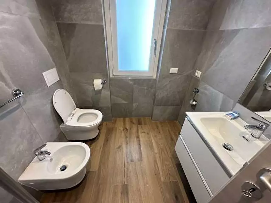 Immagine 12 di Appartamento in vendita  in Via Volta 12 a Uggiate-Trevano