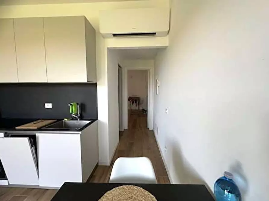 Immagine 6 di Appartamento in vendita  in Via Volta 12 a Uggiate-Trevano